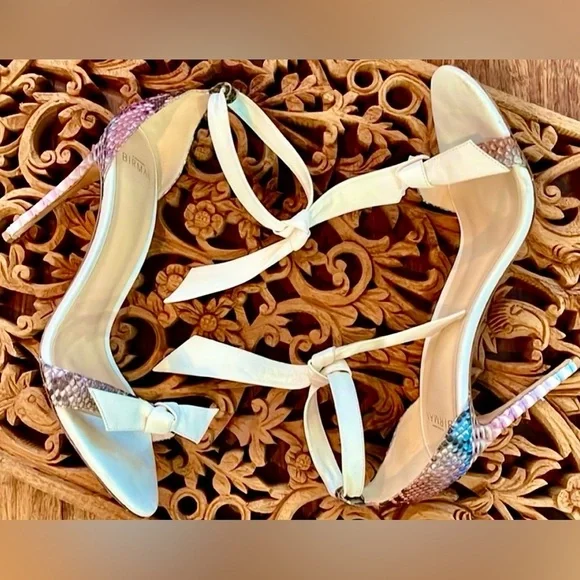 Designer Labels For Less - Picture 5 of 6